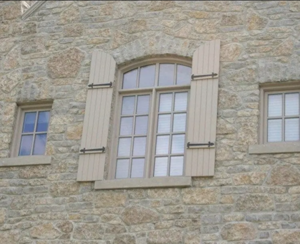 Tumbled Chateau Limestone Thin Stone Veneer 100x100