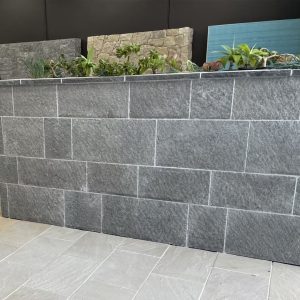 Rectangle rough hammered pineapple black limestone tiles for wall